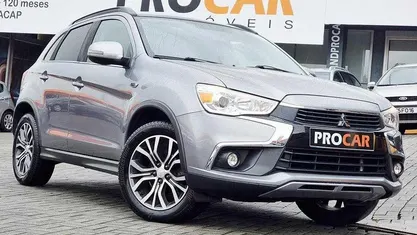 Cinzento Usado 2017 Mitsubishi ASX SUV | € 12.500 (Bom preço)