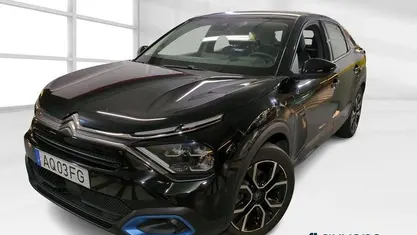 Preto Usado 2022 Citroën e-C4 Feel | € 19.200 (Preço justo)