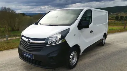 Usado Opel Vivaro 95 HP (69 kW) 2016 Branco Monovolume