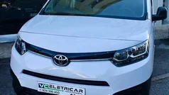 Branco Usado 2022 Toyota Proace Van | € 19.800 (Preço justo)