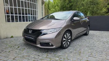 Cinzento Usado 2014 Honda Civic Sport | € 12.500 (Preço justo)