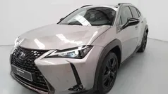 Cinzento Usado 2022 Lexus UX SUV | € 41.500 (Preço justo)