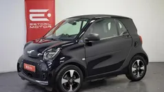 Preto Usado 2022 Smart ForTwo Electric Drive Passion Coupé | € 14.500 (Preço justo)