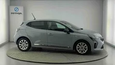 Cinzento Usado 2024 Renault Clio V Evolution | € 18.300 (Preço justo)