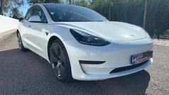 Branco Usado 2021 Tesla Model 3 Standard Range Plus Sedan | € 26.900 (Preço justo)