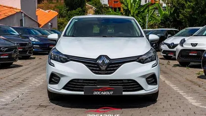 Usado Renault Clio V 90 HP (66 kW) 2021 Branco