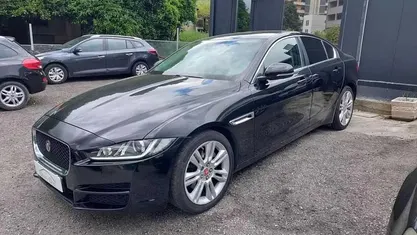 Preto Usado 2015 Jaguar XE Sedan | € 14.800 (Bom preço)