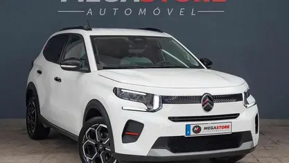 Branco Usado 2025 Citroën C3 PureTech SUV | € 18.350 (Preço justo)