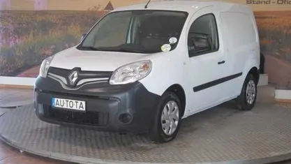 Branco Usado 2018 Renault Kangoo Business Monovolume | € 12.000 (Preço justo)