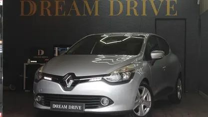 Cinza Usado 2012 Renault Clio IV | € 7.990 (Preço justo)