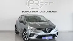 Cinzento Usado 2023 Renault Clio V Evolution | € 16.900 (Preço justo)