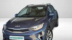 Azul Usado 2024 Kia Stonic SUV | € 17.490 (Preço justo)