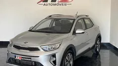 Cinzento Usado 2021 Kia Stonic SUV | € 14.990 (Preço justo)
