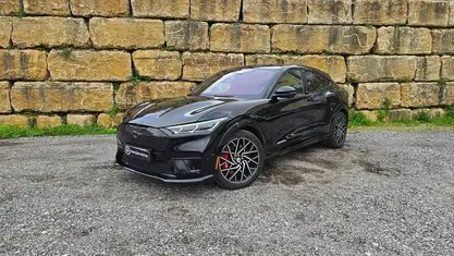 Usado Ford Mustang Mach-E 358 kW (487 HP) 2023 Preto SUV