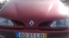 Vermelho Usado 1998 Renault Mégane | € 1.200
