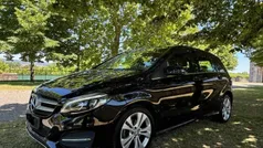 Preto Usado 2015 Mercedes B180 Monovolume | € 14.500 (Preço justo)