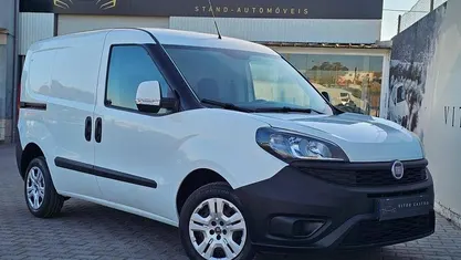 Usado Fiat Doblò 105 HP (77 kW) 2019 Branco Monovolume