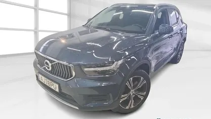 Cinza Usado 2021 Volvo XC40 Inscription SUV | € 30.200 (Bom preço)