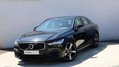 Preto Usado 2019 Volvo S90 R-Design Sedan | € 35.400