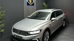 Cinza Usado 2021 VW Passat GTE Sedan | € 23.900 (Preço justo)