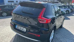 Preto Usado 2023 Volvo XC40 Core SUV | € 32.500 (Preço justo)