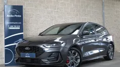 Branco Usado 2022 Ford Focus ST Sedan | € 19.430 (Bom preço)