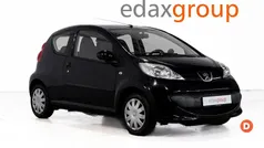 Preto Usado 2006 Peugeot 107 Citadino | € 3.990 (Preço justo)