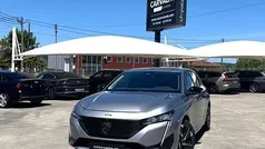 Cinza Usado 2024 Peugeot 308 Allure Citadino | € 25.000 (Preço justo)