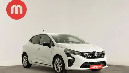 Branco Usado 2024 Renault Clio V Evolution | € 17.499 (Preço justo)