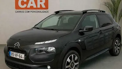 Usado Citroën C4 Cactus 82 HP (60 kW) 2018 Preto Citadino