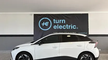 Branco Usado 2023 MG MG4 EV Citadino | € 22.500 (Preço justo)