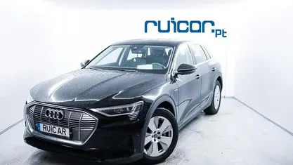 Usado Audi e-tron 230 kW (313 HP) 2020 SUV