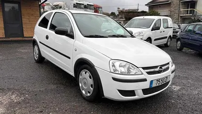 Usado Opel Corsa 70 HP (51 kW) 2004 Citadino