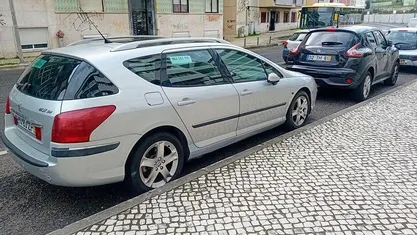 Usado Peugeot 407 136 HP (100 kW) 2005 Cinzento Sedan