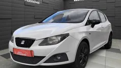 Branco Usado 2011 Seat Ibiza Reference Citadino | € 6.950 (Preço justo)