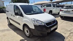 Branco Usado 2018 Peugeot Partner Monovolume | € 10.950 (Preço justo)