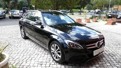 Usado Mercedes C250 204 HP (150 kW) 2015 Preto Carrinha