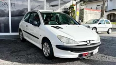 Usado 2006 Peugeot 206 Citadino | € 3.750 (Super Preço)