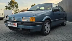 Azul Usado 1993 VW Passat GT Sedan | € 3.750