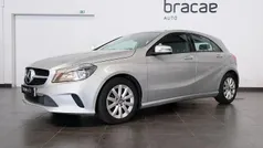 Cinza Usado 2016 Mercedes A160 Style Citadino | € 15.750 (Preço justo)