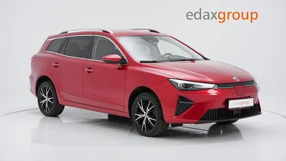 Vermelho Usado 2023 MG MG5 EV Carrinha | € 22.940 (Preço justo)