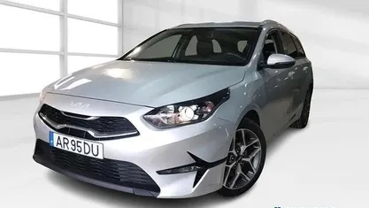 Cinza Usado 2022 Kia Ceed Sport Citadino | € 16.900 (Bom preço)