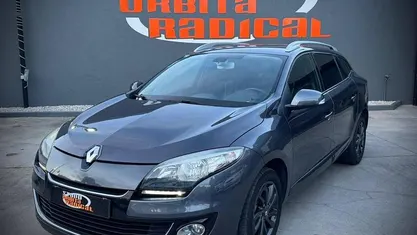 Usado Renault Mégane III 110 HP (80 kW) 2013 Antracite Carrinha