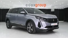 Usado 2021 Peugeot 5008 Allure Monovolume | € 25.990 (Bom preço)
