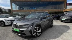 Cinzento Usado 2023 Renault Mégane | € 26.900 (Bom preço)