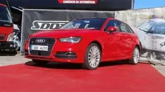 Vermelho Usado 2015 Audi A3 Sportback e-tron Sport Citadino | € 17.500 (Preço justo)