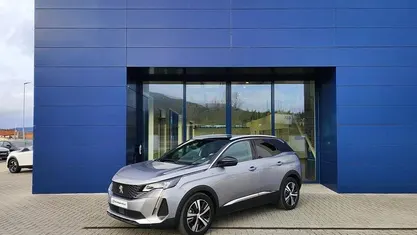 Usado 2023 Peugeot 3008 | € 28.700 (Preço justo)
