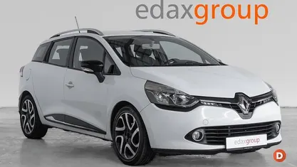 Branco Usado 2013 Renault Clio IV | € 6.290 (Bom preço)