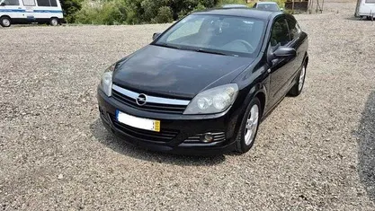Preto Usado 2007 Opel Astra GTC Citadino | € 2.900 (Preço justo)