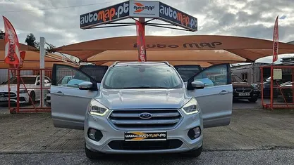 Usado 2017 Ford Kuga Titanium SUV | € 17.500 (Preço justo)